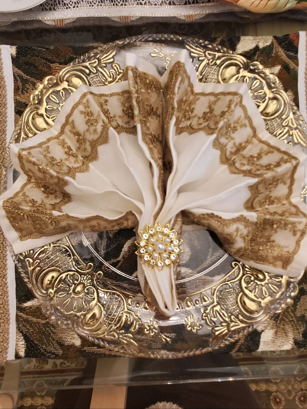 Elegant White and Gold Embroidered Napkin with Rhinestone Ring 6 Pcs